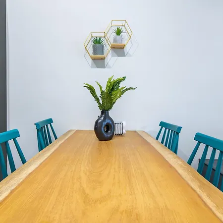 Cesily 2-bedroom In *