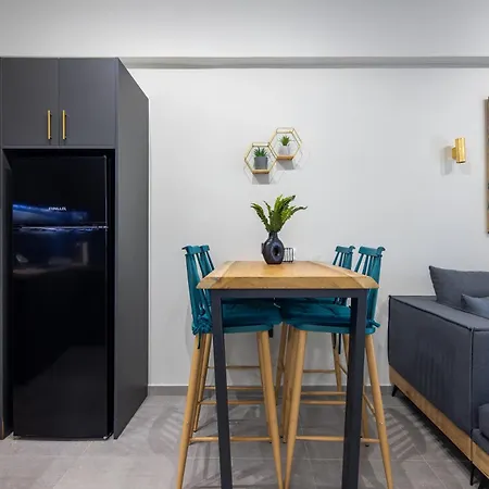 Cesily 2-bedroom In * Athens
